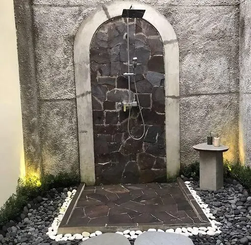 Villa Oasis: - Casa Tepi Kali 2 Ubud